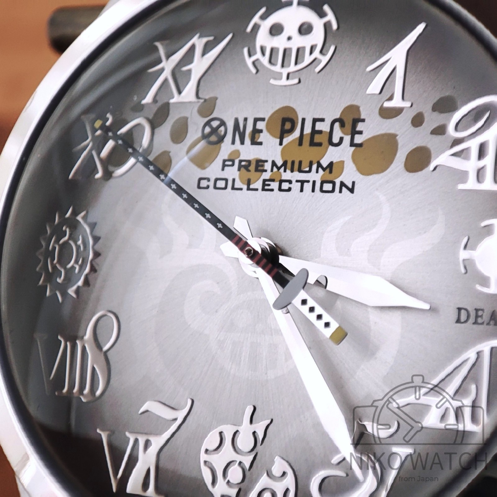 ONE PIECE Trafalgar Law Premium Limited Edition Watch 9999 pcs with Box [Good]