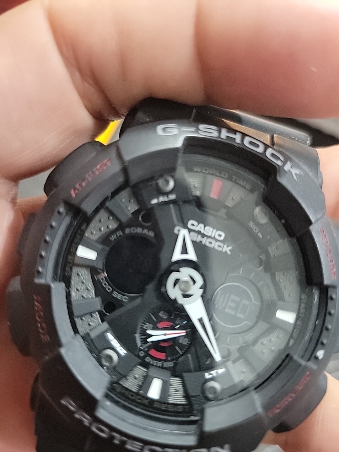 Casio G-Shock Men’s Quartz Wristwatch – Red and Black – REF GA120-1ADR 6900