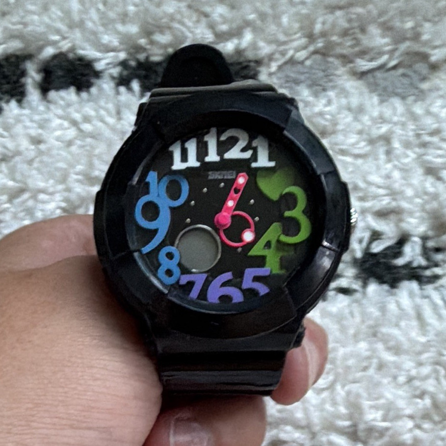 Skmei 1020 Quartz Analog Watch 50m Water Resistant Black Resin, Arabic Dial