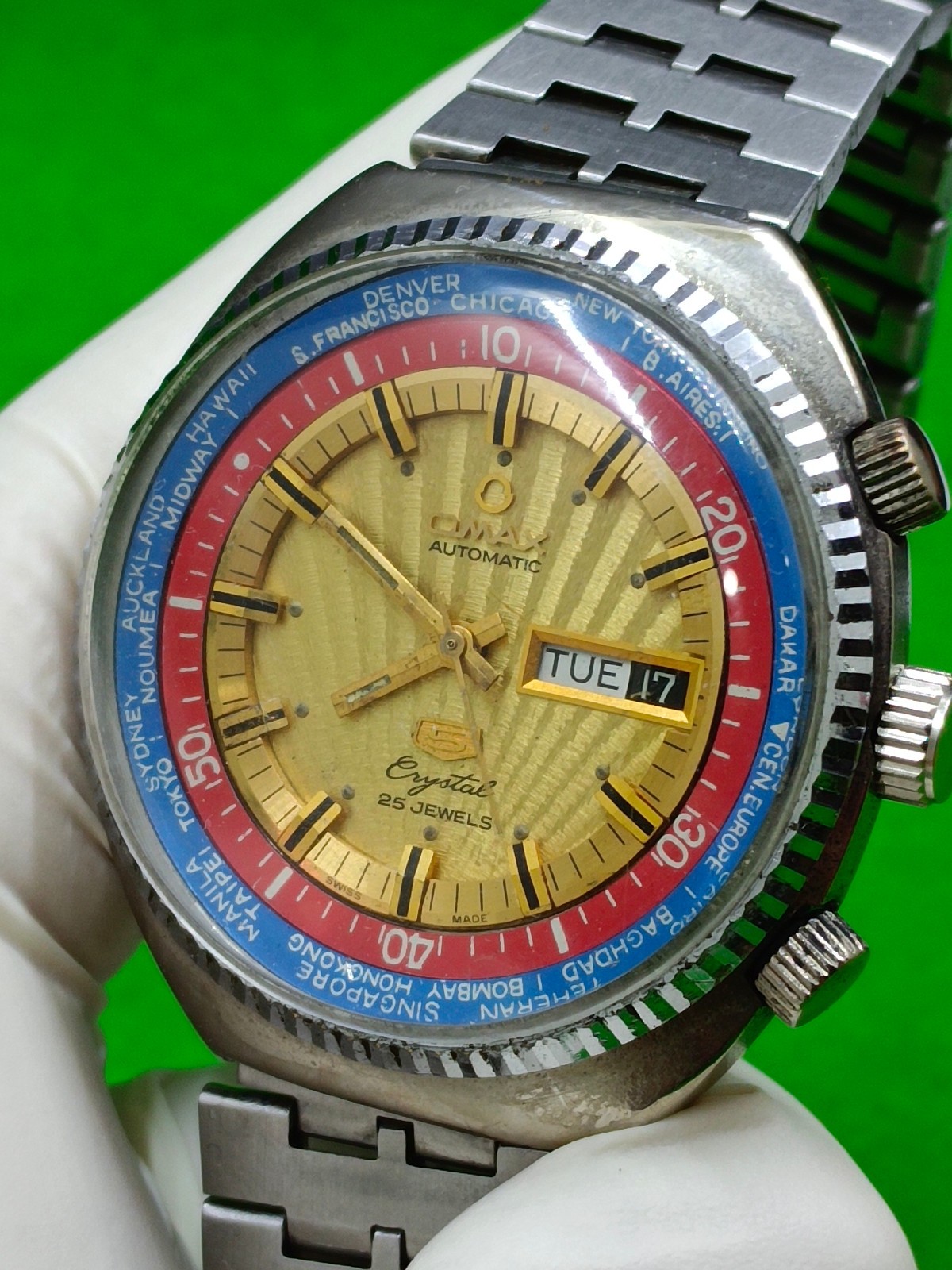 Vintage Omax 5 Crystal Automatic World Diver Rotating Inner Ring Swiss Men Watch