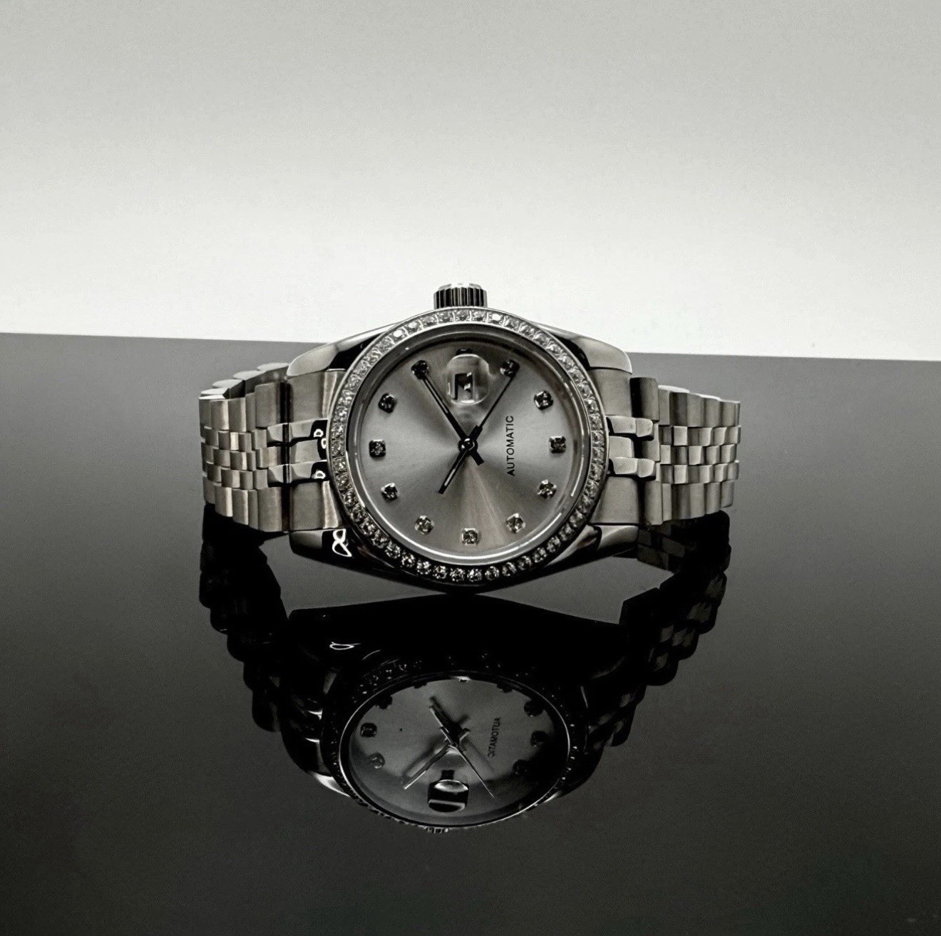 Custom 31mm “Lady DJ” Silver Dial CZ Diamonds Mod Watch w/ NH05 Automatic