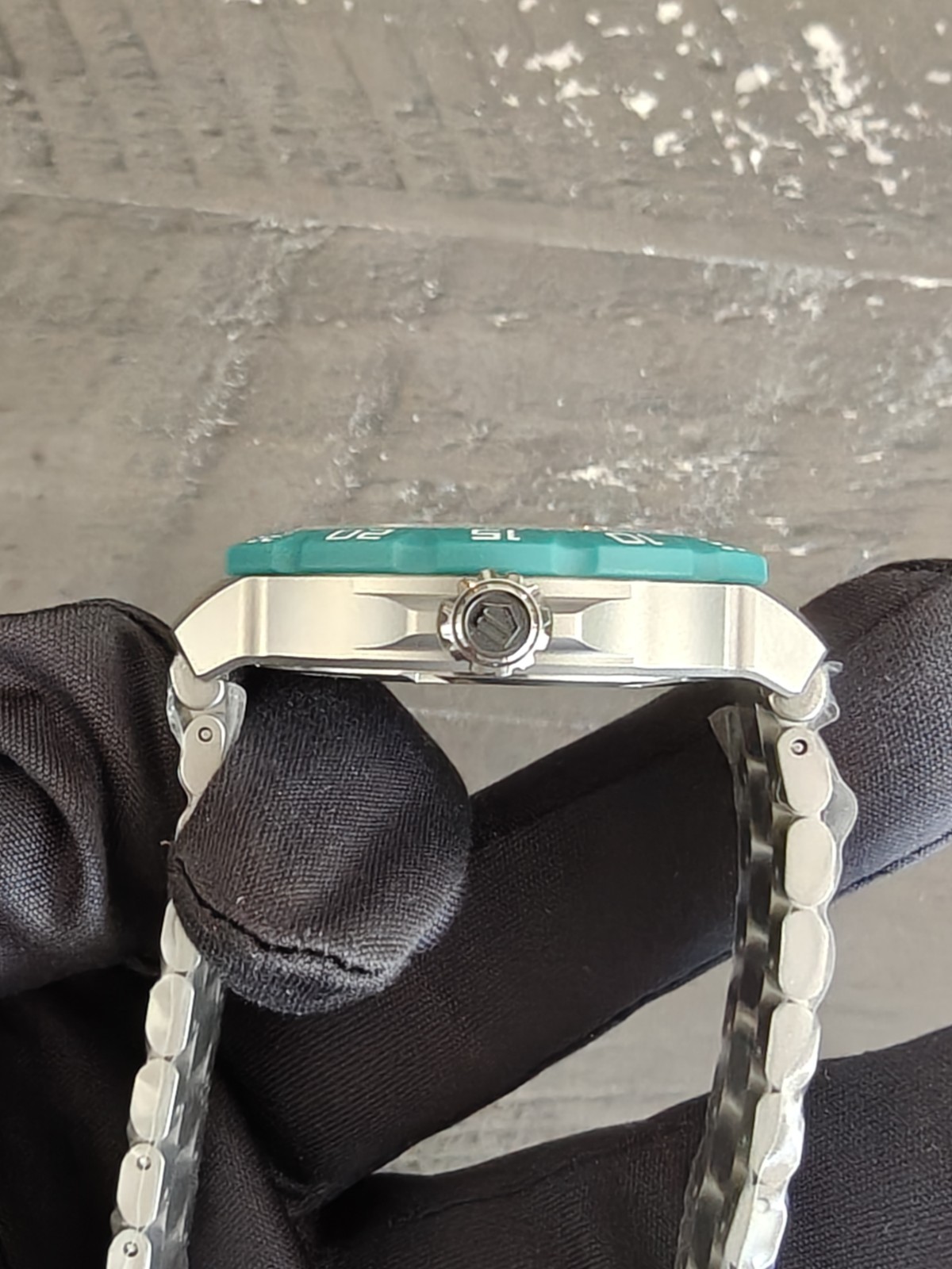 Tag Heuer F1 Solargraph 38mm WBY111E.BA0042 Steel Solar Quartz Watch Green