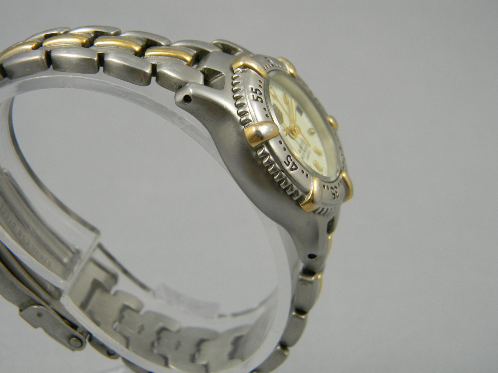 Elgin Steel Watch Women Diver Style 25mm Clasp Band 5.5″-5.75″ New Battery