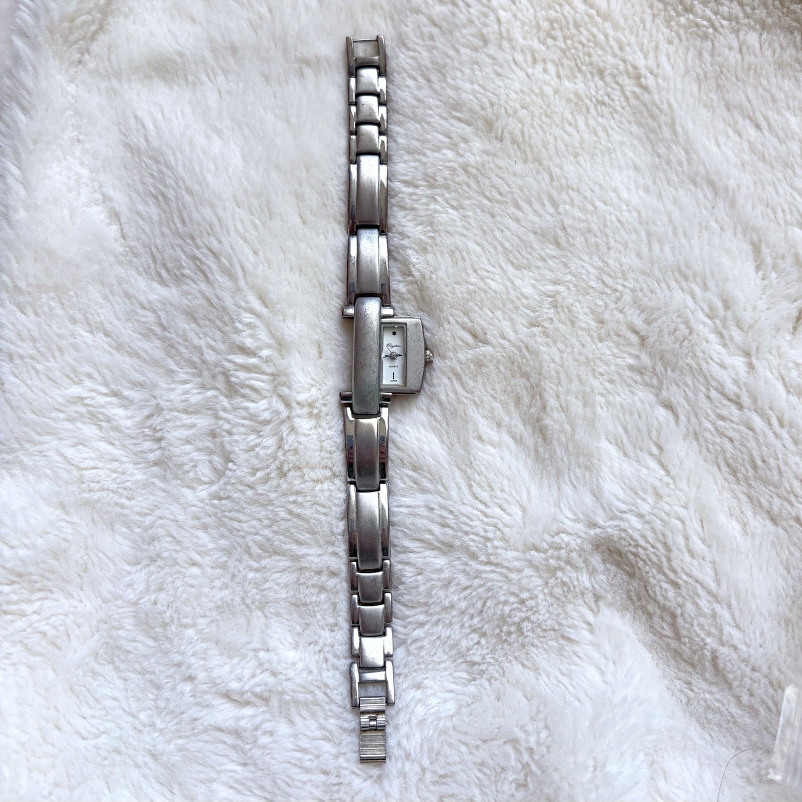 Vintage Royalton Slide Out Womens Watch 18mm Silver Tone New Battery 7″