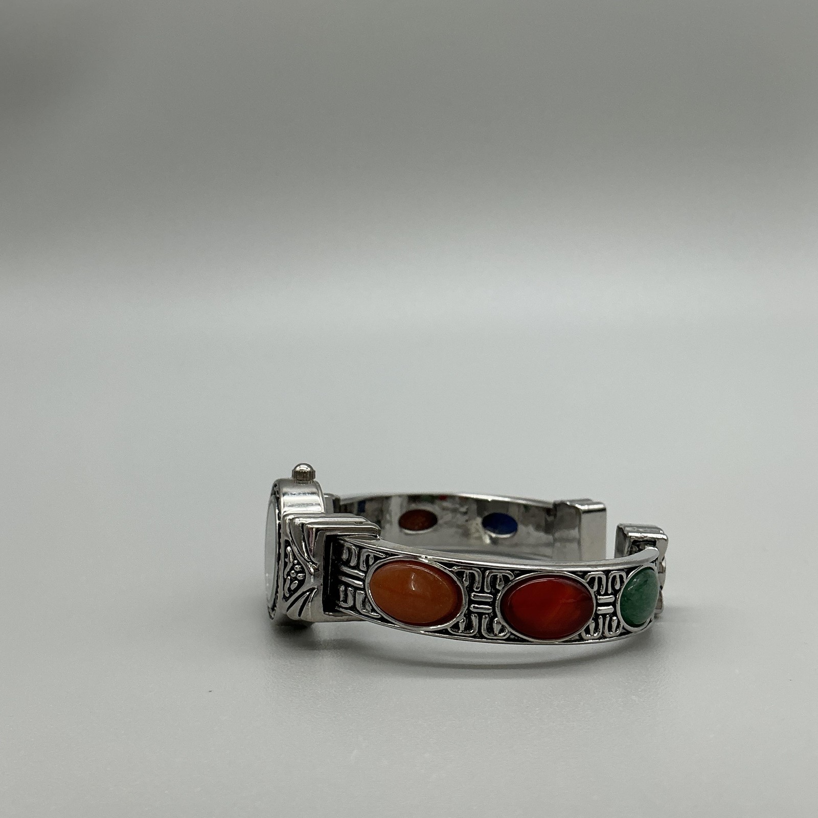 Vivani Womens Watch 22mm White Dial Multicolor Stone Bangle 70-5533 New Battery