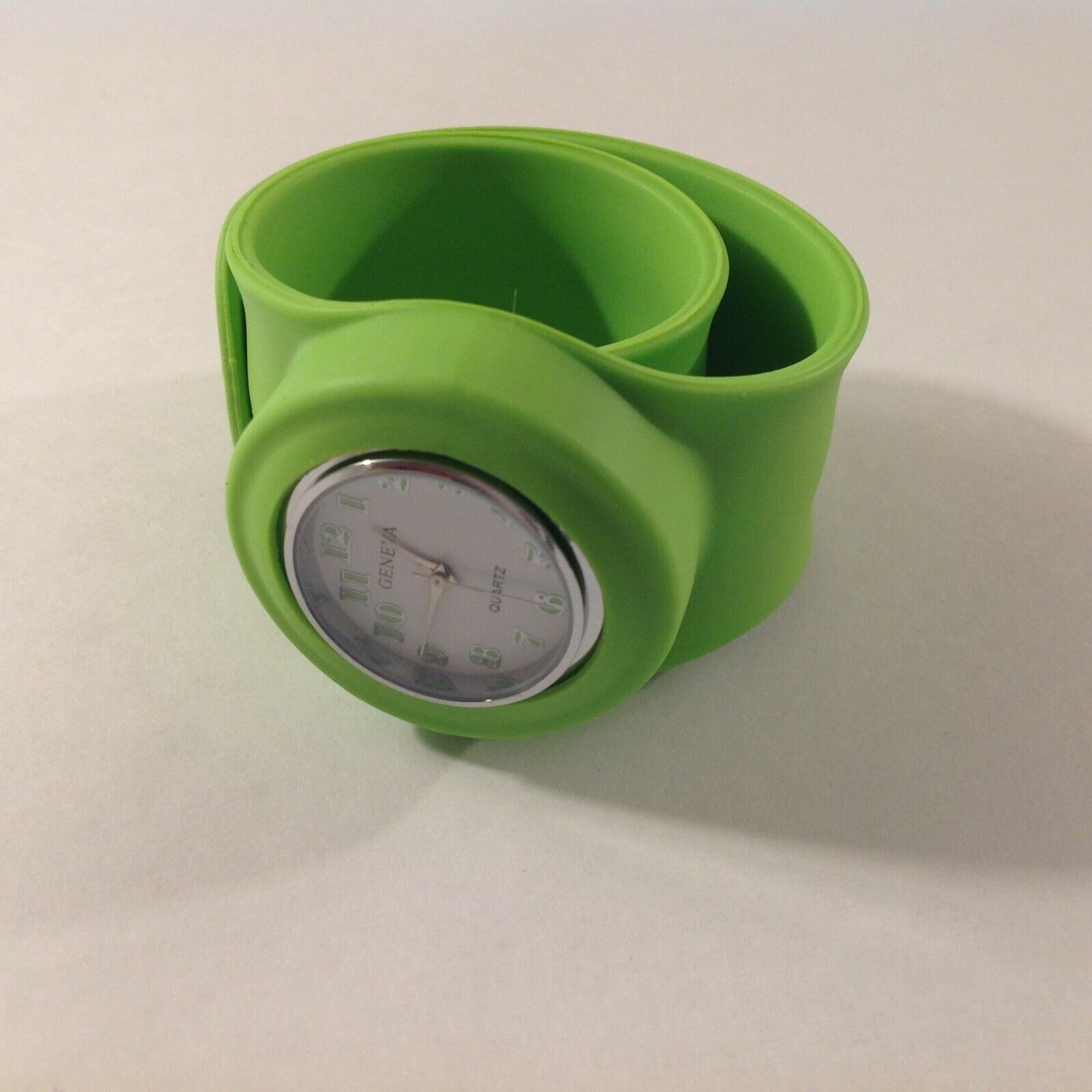Geneva Green Slap Silicone Bracelet Watch Silver White Needs Battery New