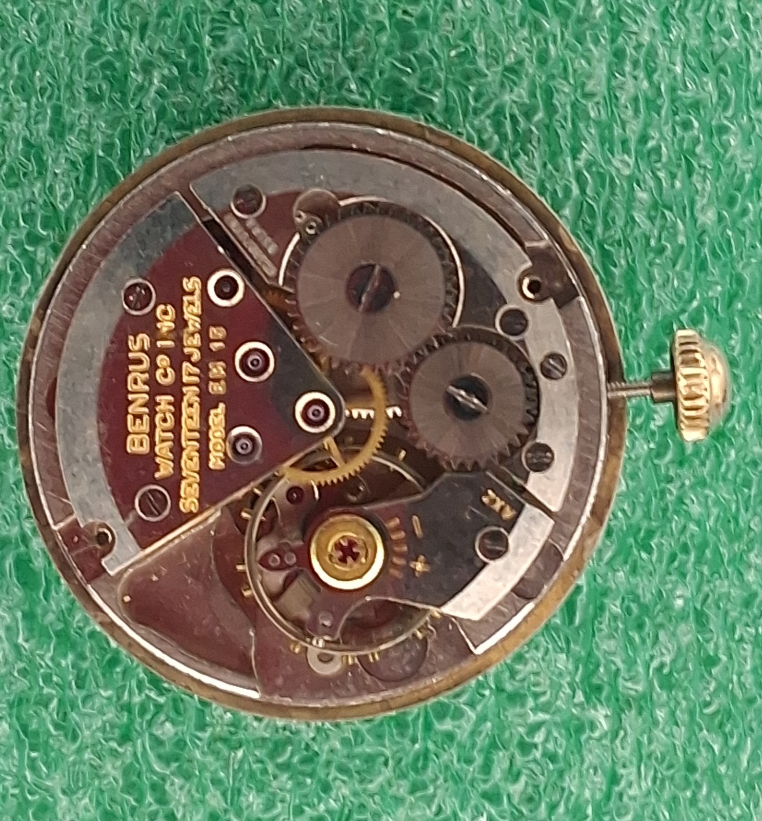 Lot M6 Mens Benrus EM15 Movement 17J Manual Vintage Watch Runs Parts As Is