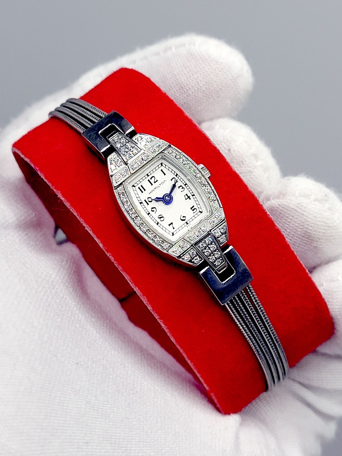 Hamilton Lady Diamond Swiss Quartz 14mm [N.MINT] Women’s Watch Works New Battery