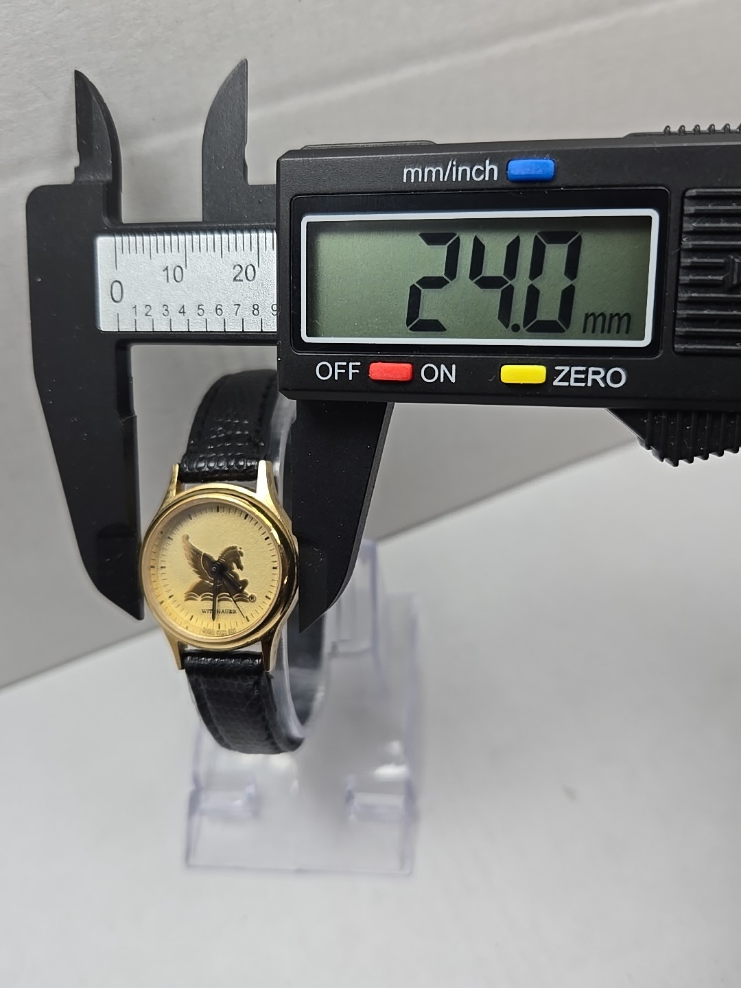 Vintage Wittnauer Pegasus Quartz Dress Watch New Battery Gold Tone Leather Women