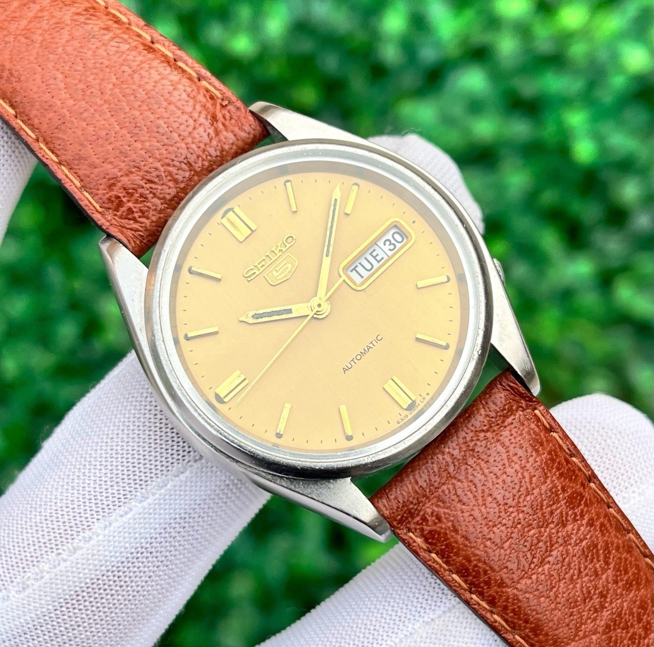 Vintage Seiko 5 Automatic Golden Dress Formal Japan Made Men’s Watch Cal. 6309