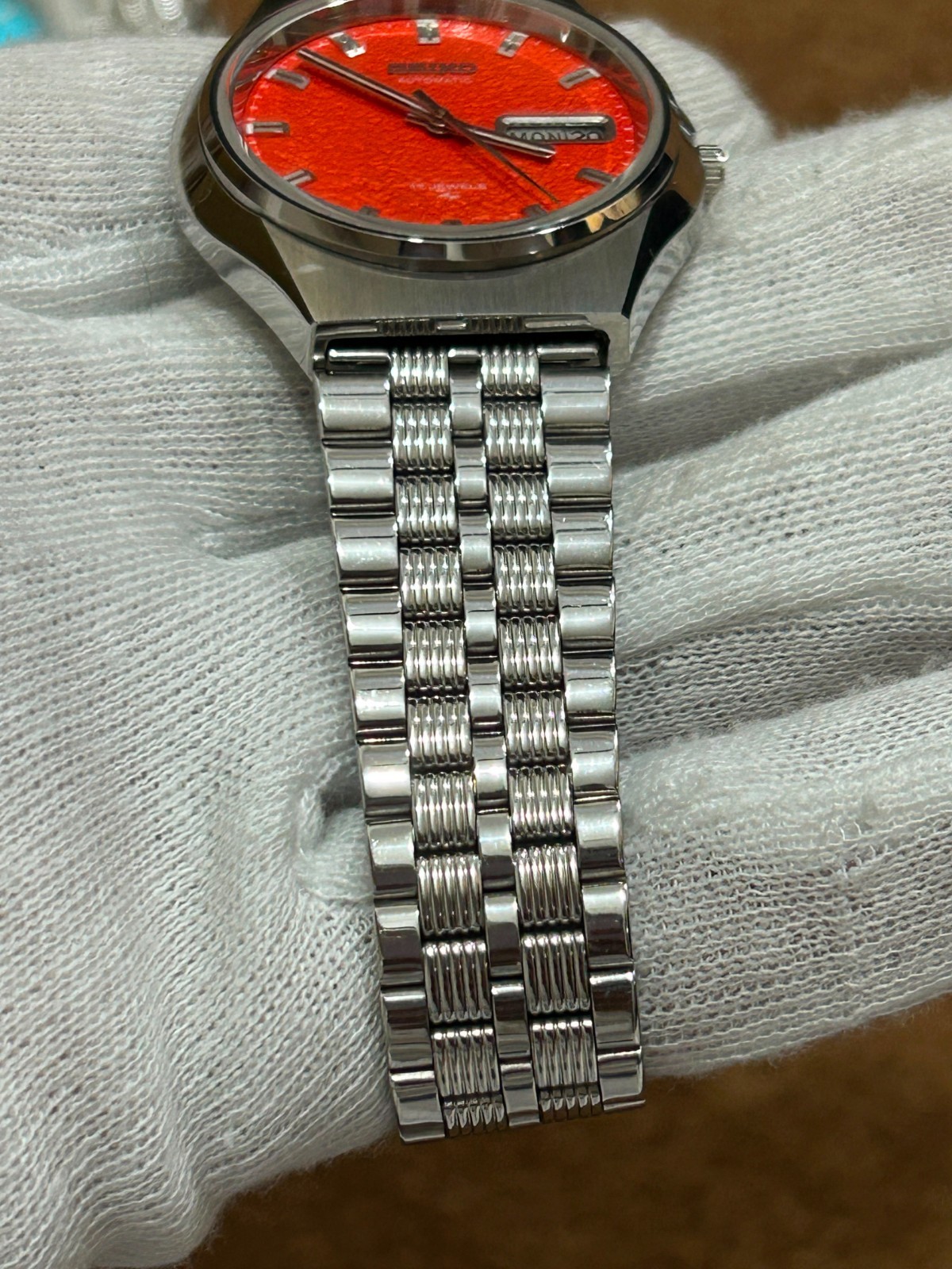 Vintage Seiko automatic 17 jewel orange texture dial day/date Japan watch-6309