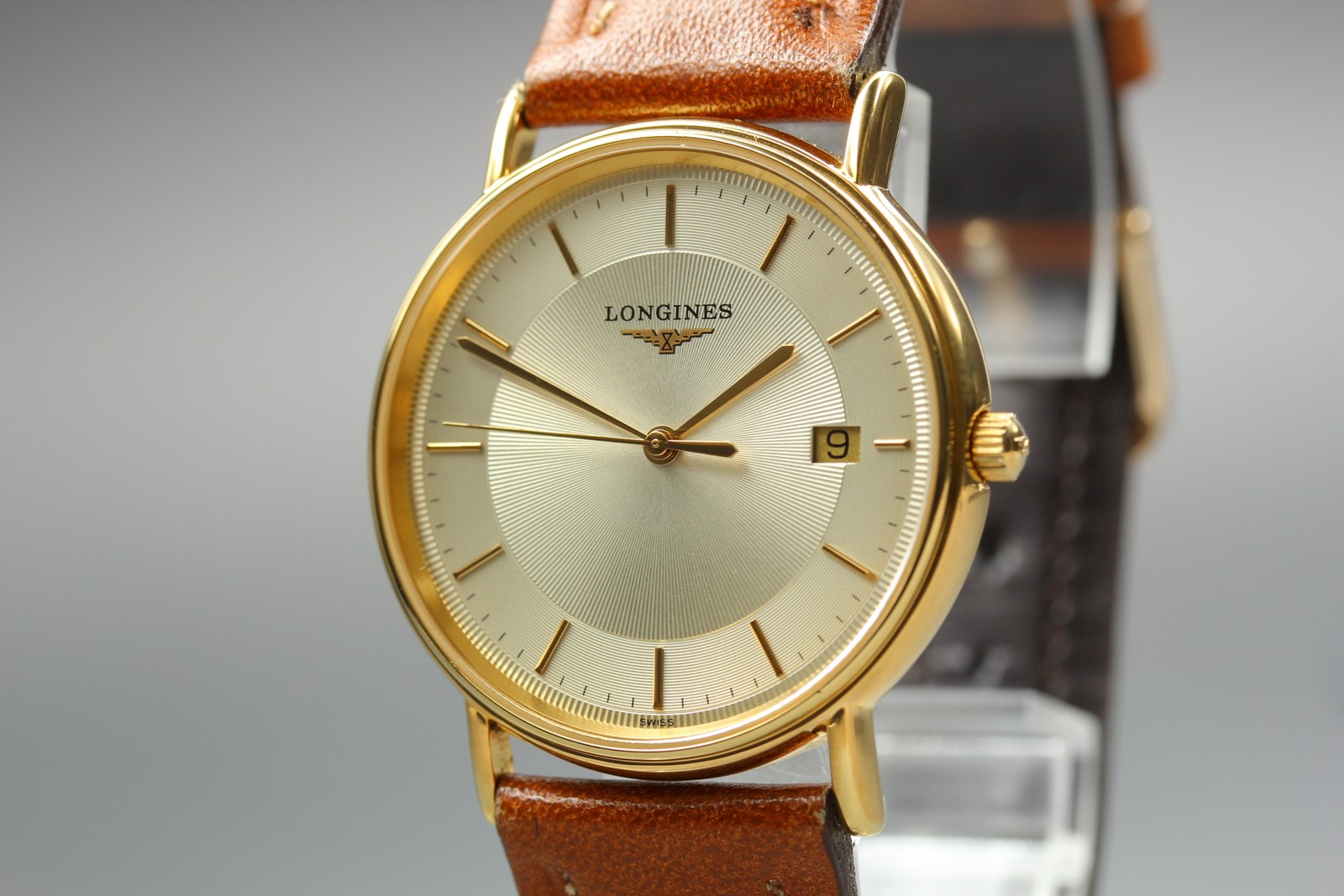 [N MINT] Longines Grand Classic L4.720.2 33mm Gold Dial Date Quartz Men’s Watch