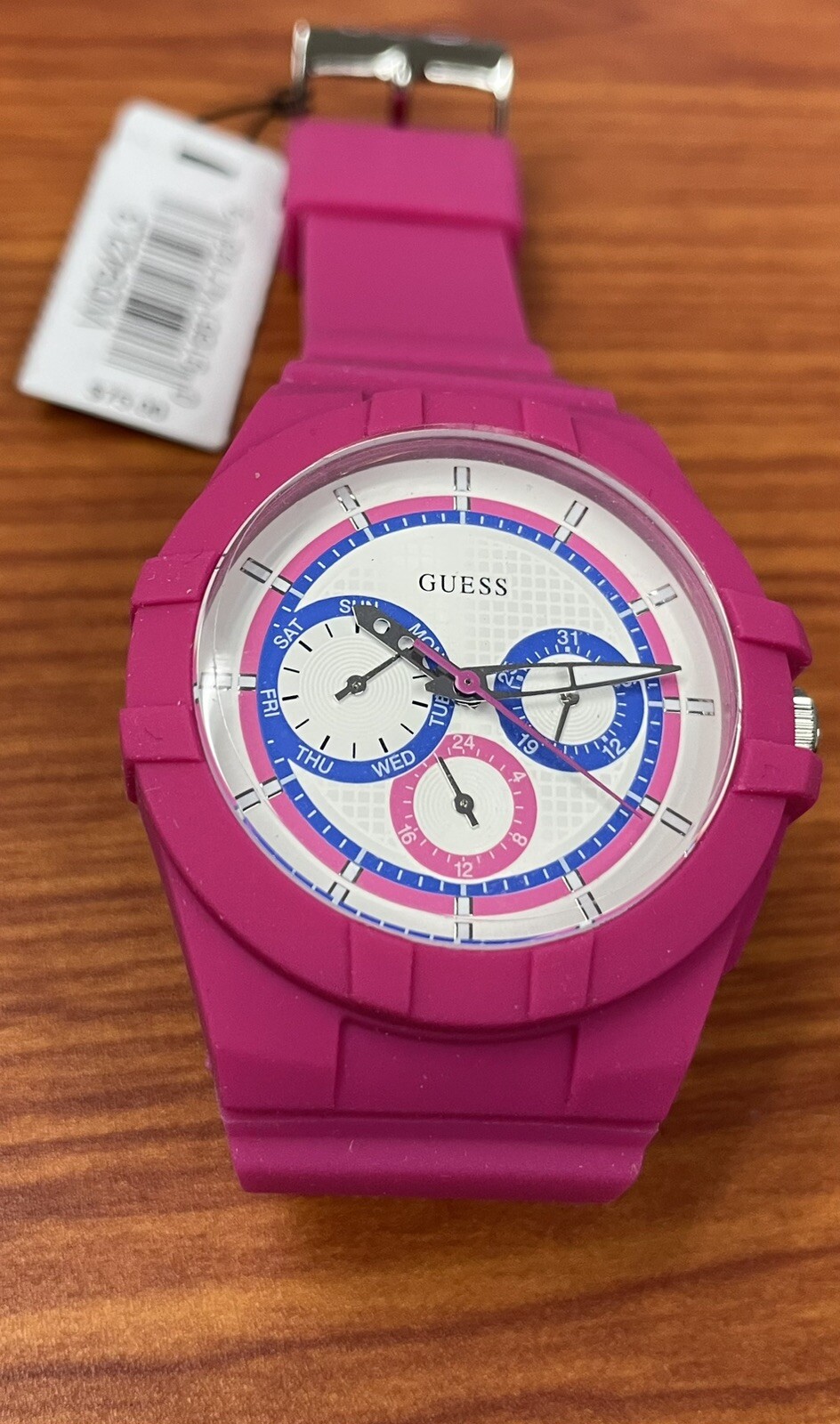 GUESS women’s Pink Rubber silicone Band White blue dial ladies Watch U0942L3
