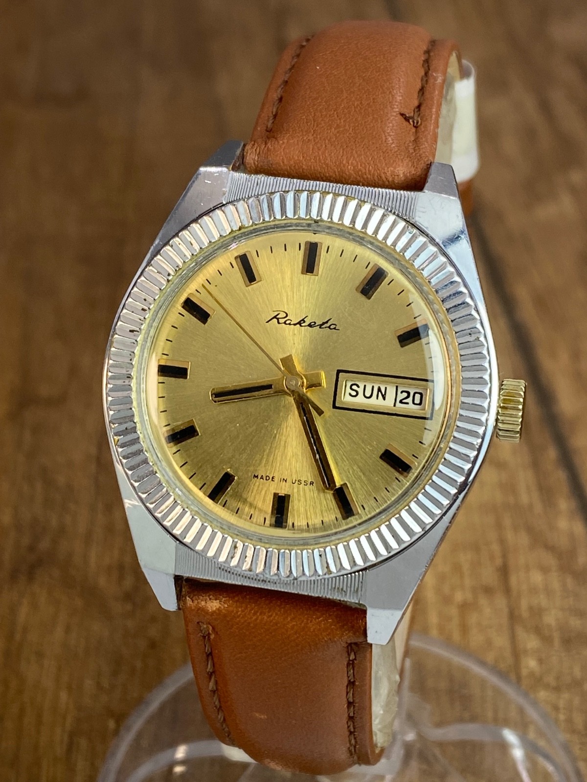 Raketa mechanical cal. 2628H vintage Soviet Era mens wristwatch USSR