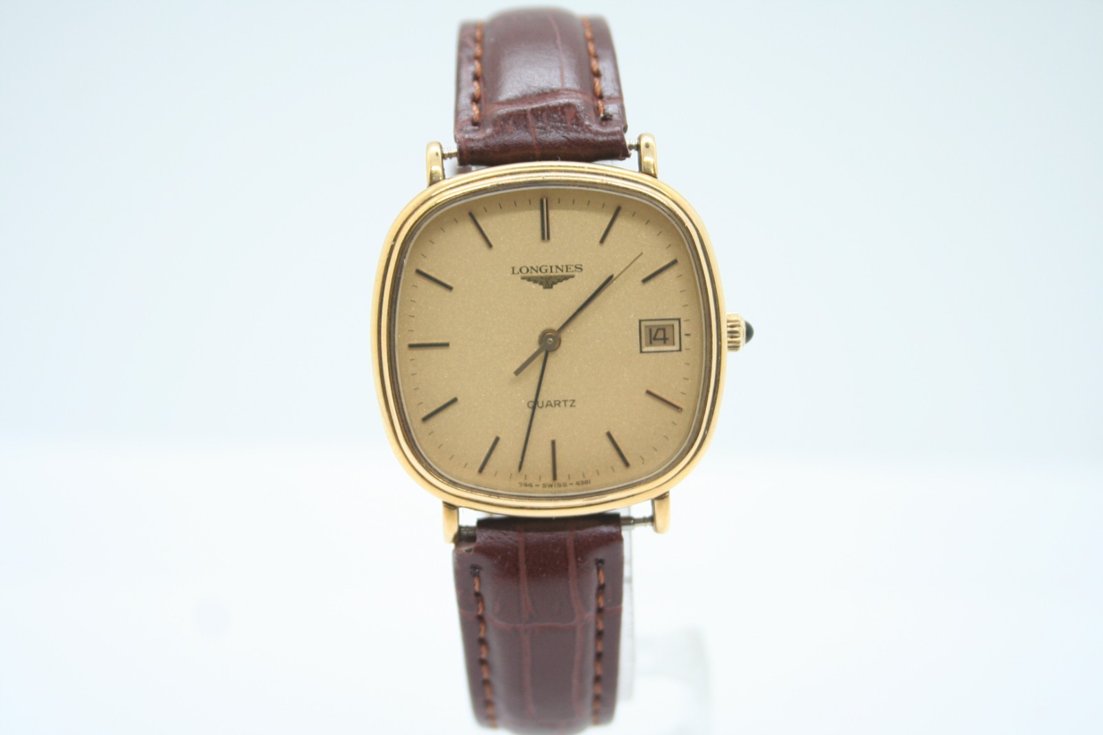 [READ] Longines Cal.L744.2 Quartz Date Gold Dial Mens Watch