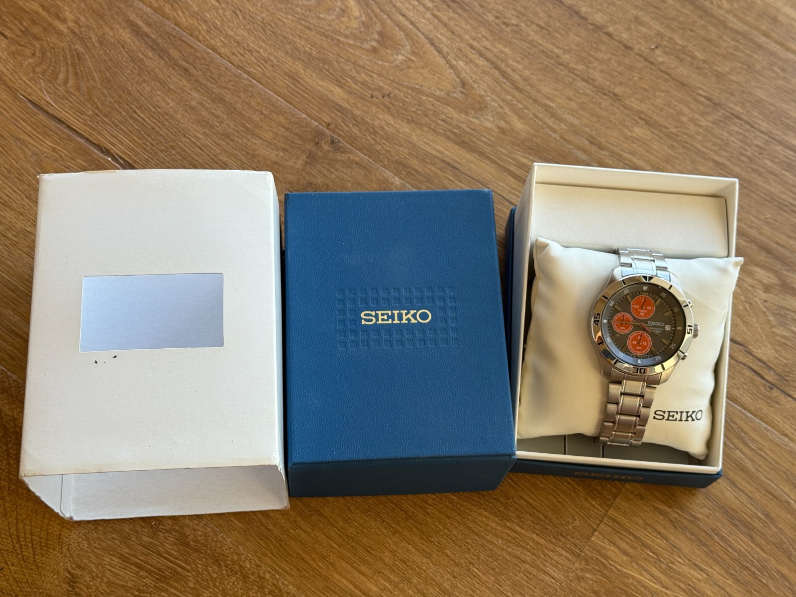 Seiko Chronograph Gray Dial Orange Accents 43MM Watch SKS415 BRAND NEW in BOX