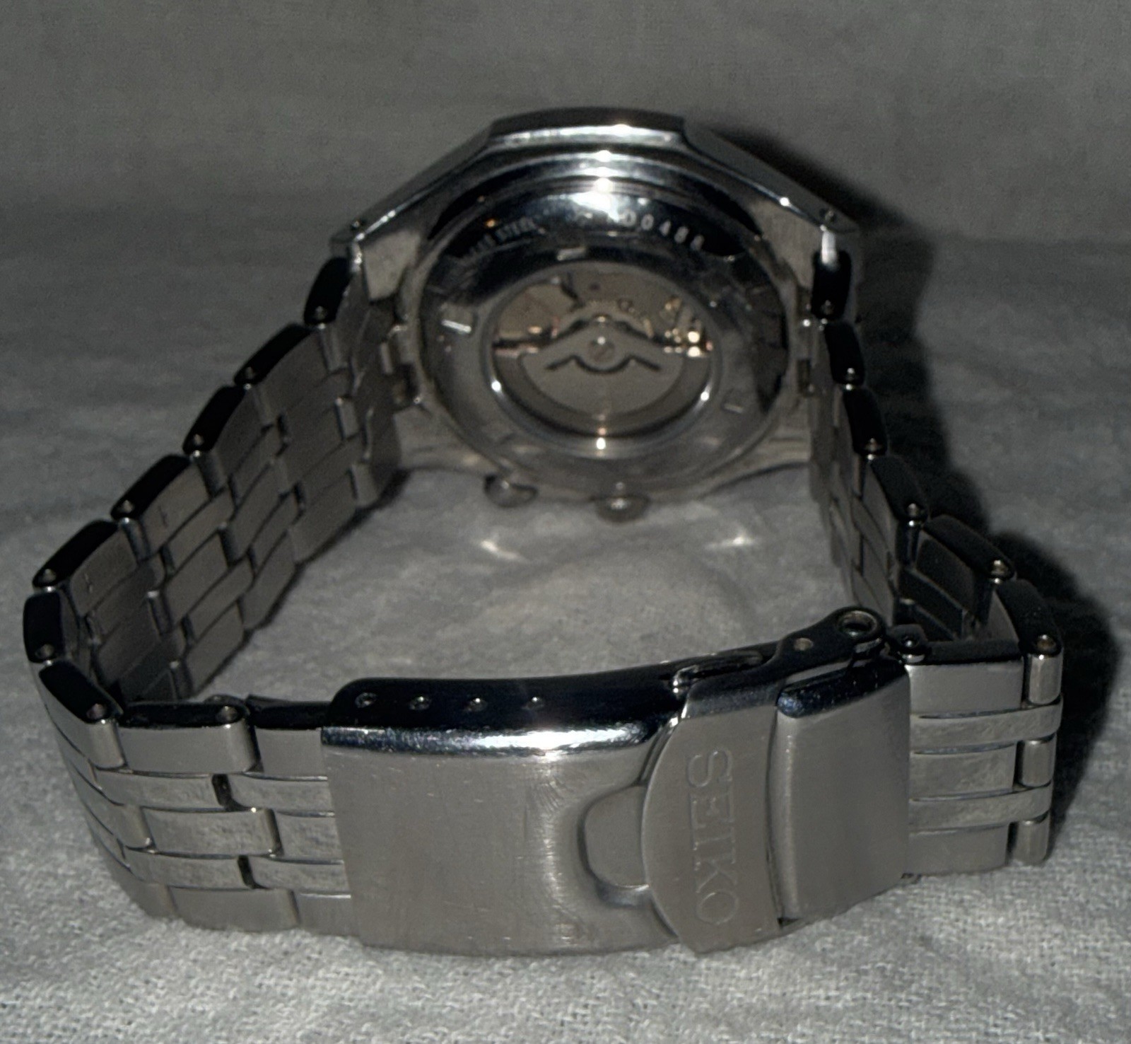 Seiko Kinetic 5M62 Black Dial Stainless Steel 100M – New Capacitor