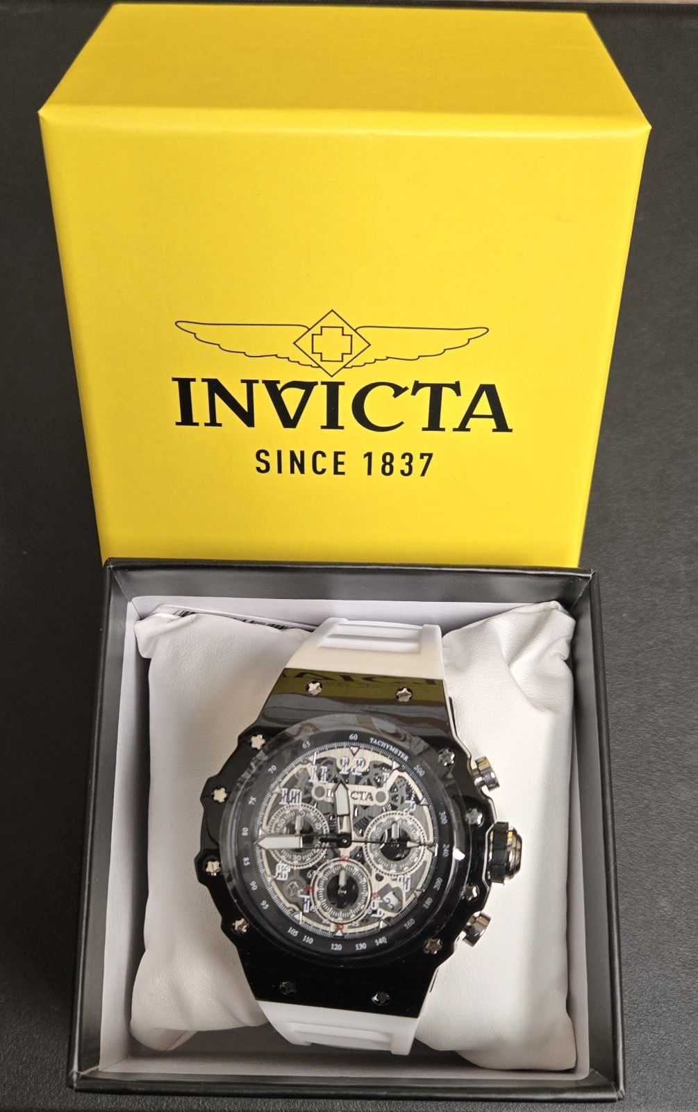 (A) $279 Invicta Racing Vaulthan Men Black White 44mm Quartz Watch NIB