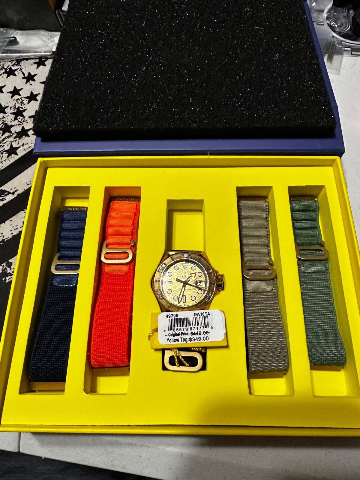 Invicta OCEAN PREDATOR Men’s Watch – 44mm with Interchangeable Strap