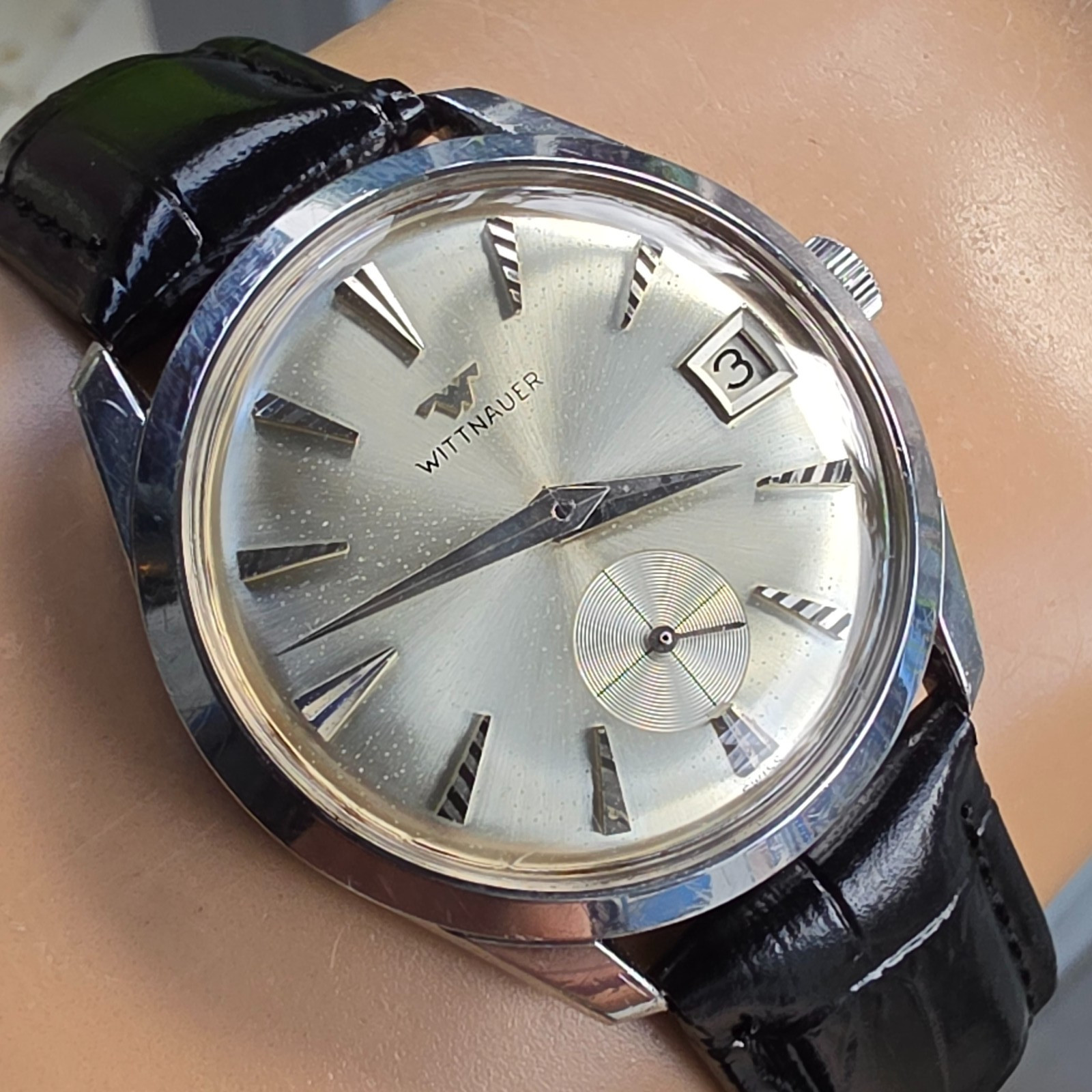 Vintage WITTNAUER men’s manual wind watch Ref:6300 Date rare dial swiss 1960s