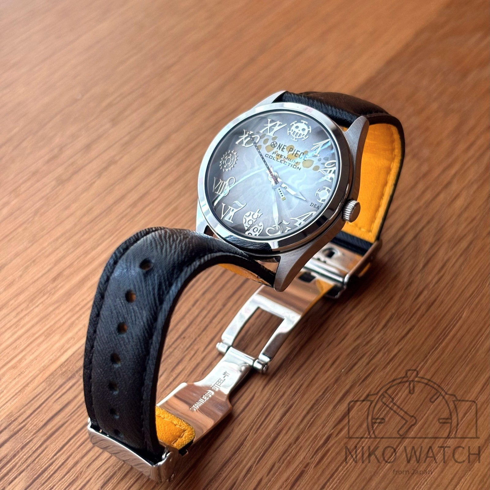 ONE PIECE Trafalgar Law Premium Limited Edition Watch 9999 pcs with Box [Good]