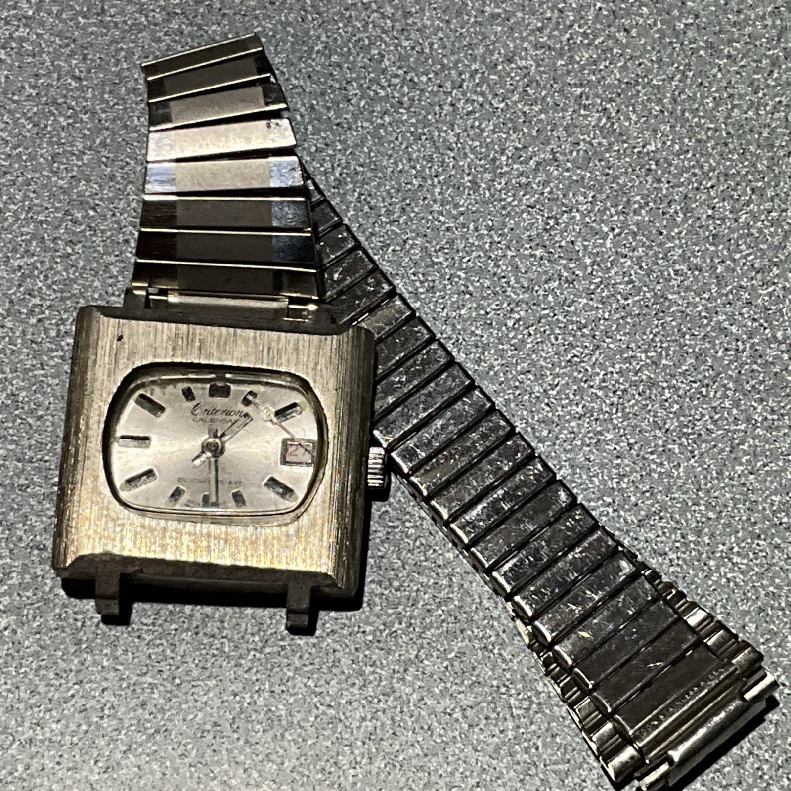 1970’s Criterion vintage men’s mechanical wristwatch 1 JEWEL FOR PARTS REPAIR