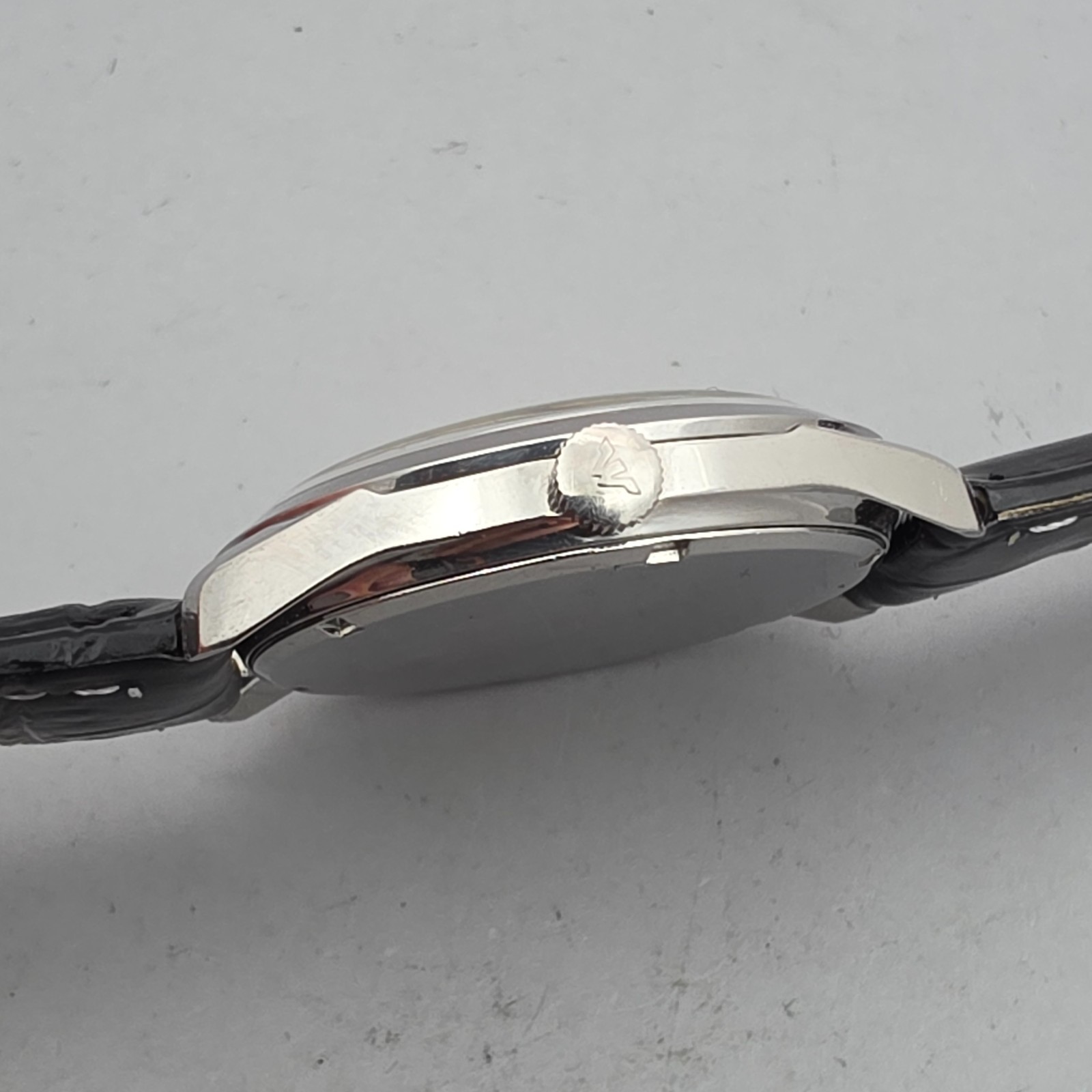Vintage WITTNAUER men’s manual wind watch Ref:6300 Date rare dial swiss 1960s