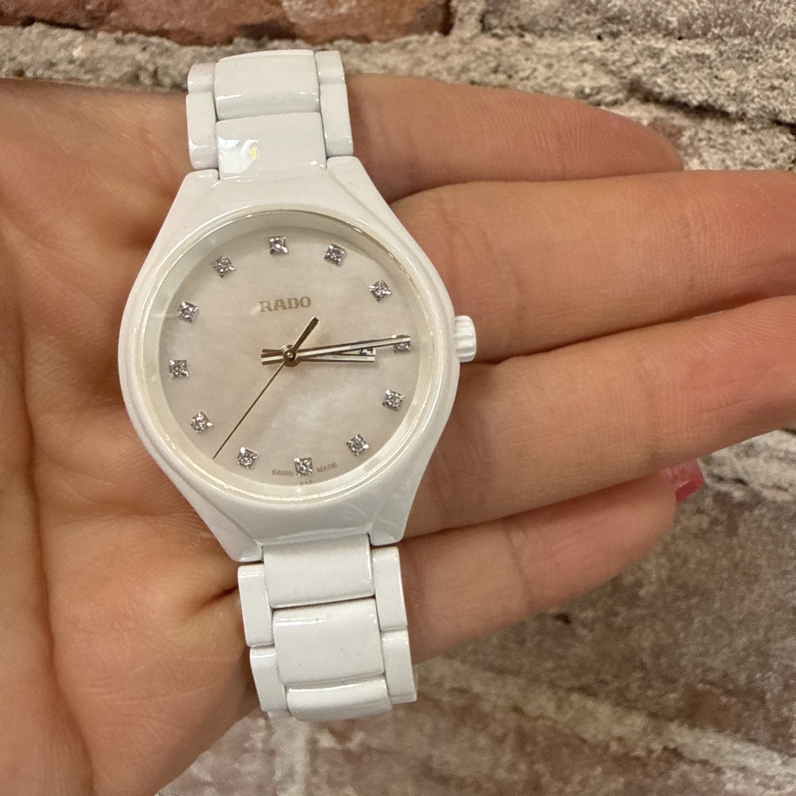 RADO True R27061902 White Ceramic Quartz Women’s Preowned missing links