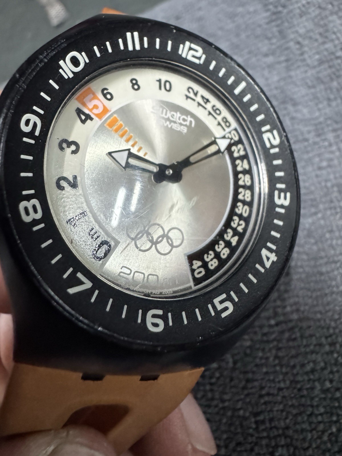 SWatch CLIMBING LOBSTER Scuba SUGB103 Olympic Please See Description