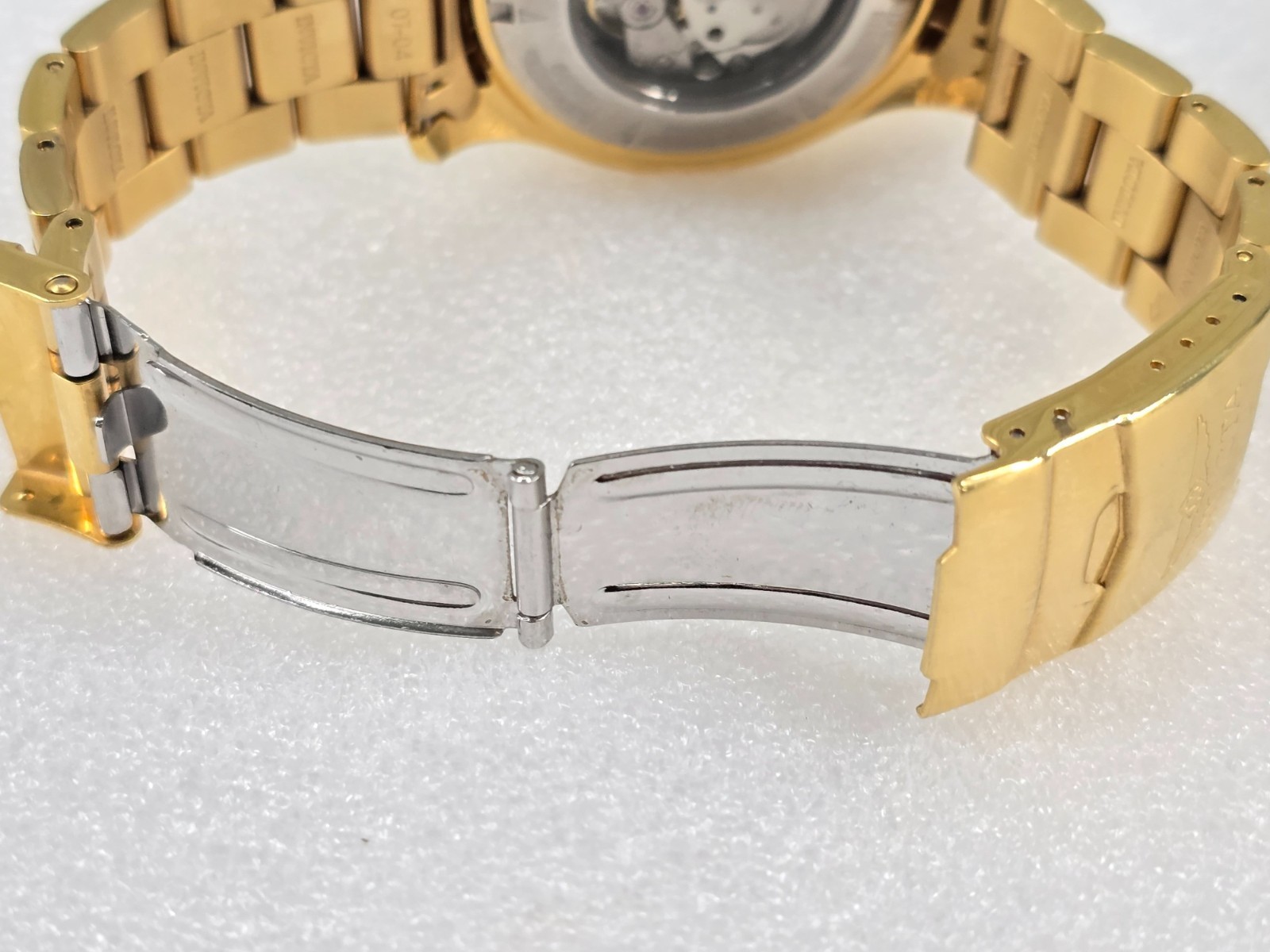 Invicta Gold Tone Watch 200m Model 2304 Stainless Steel 46.5MM Case