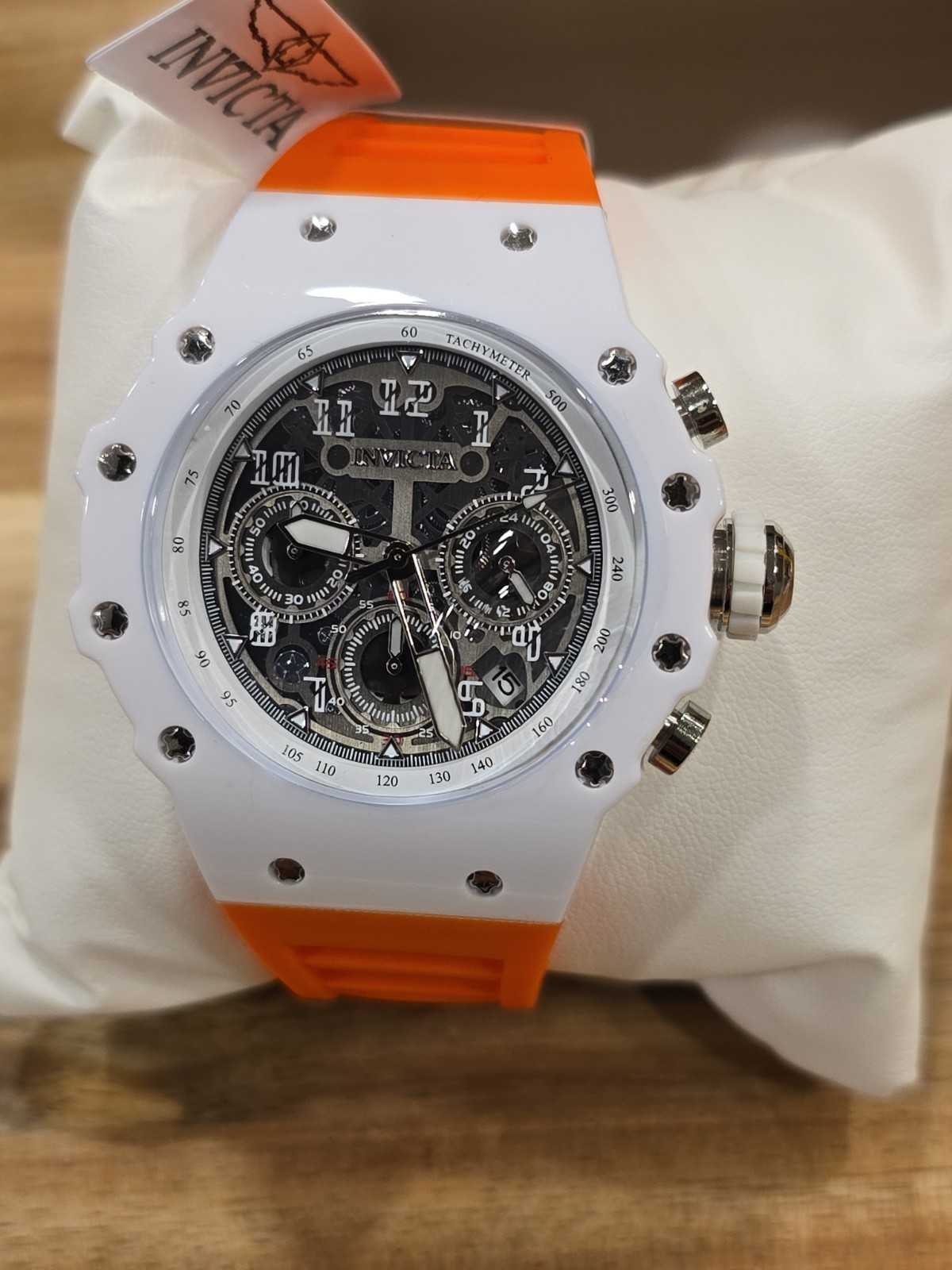 Invicta Racing Vaulthan Men’s Watch – 44mm 69672 White W/Orange Band New