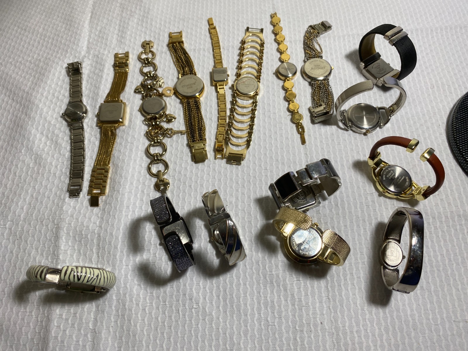 Lot 17 Women’s Watches Mixed Brands Wholesale Resell Tested Working New Batterie