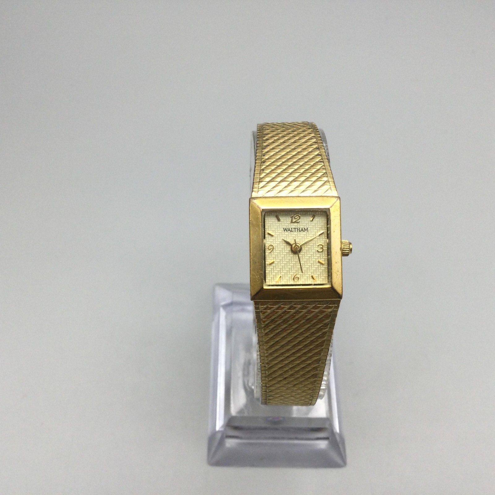 Waltham Womens Gold Tone Dress Watch 17mm WAW026 Textured Band New Battery