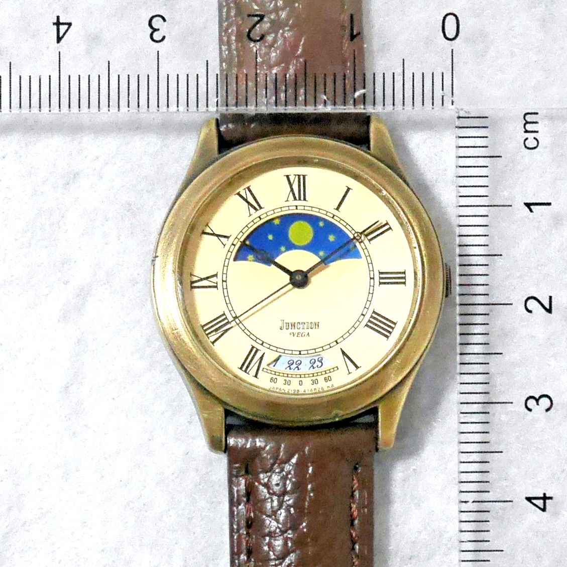 CITIZEN VEGA JUNCTION Watch 2198 1987 Sun & Moon 24-Hour indicator Roman Japan
