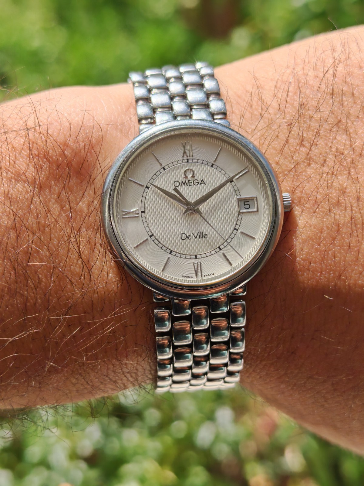 Omega De Ville Prestige White Hobnail Dial Mens Quartz Watch Stunning Condition