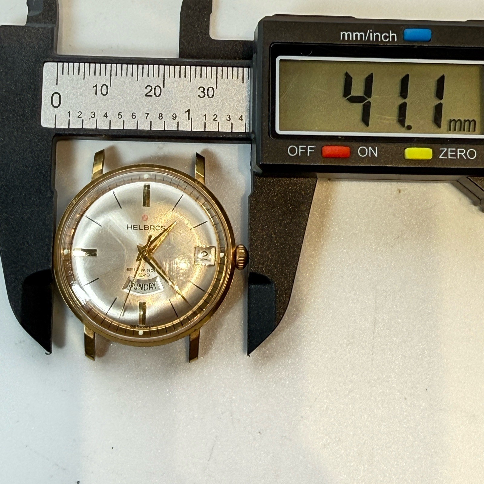 Vintage Helbros Gold Tone Day Date Men’s Automatic GERMANY Mechanical Watch Runs