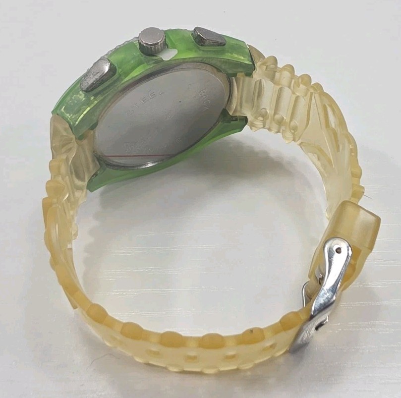 Pop Art Analog Quartz Watch Fish Design Theme New Battery