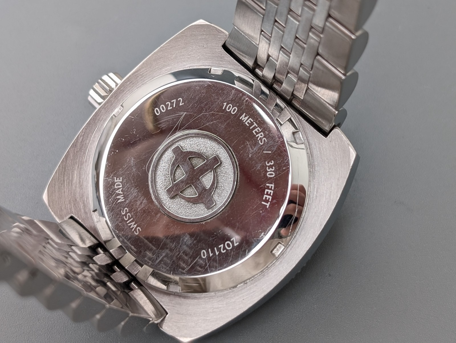 Zodiac GMT AM/PM Z02110 Stainless Steel Men’s Quartz Dive Watch Vintage 44mm
