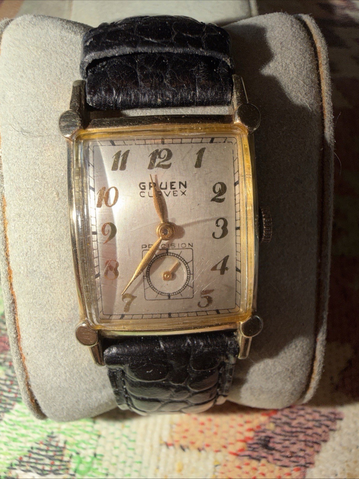 Gruen Vintage 581 Movement 10k Gold Filled Steeped Case Bezel Watch – Working