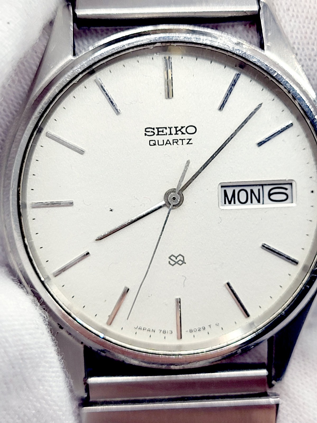 *READ 1988 [WORKS] Seiko Watch Mens 33mm Silver Dial Round Day Date