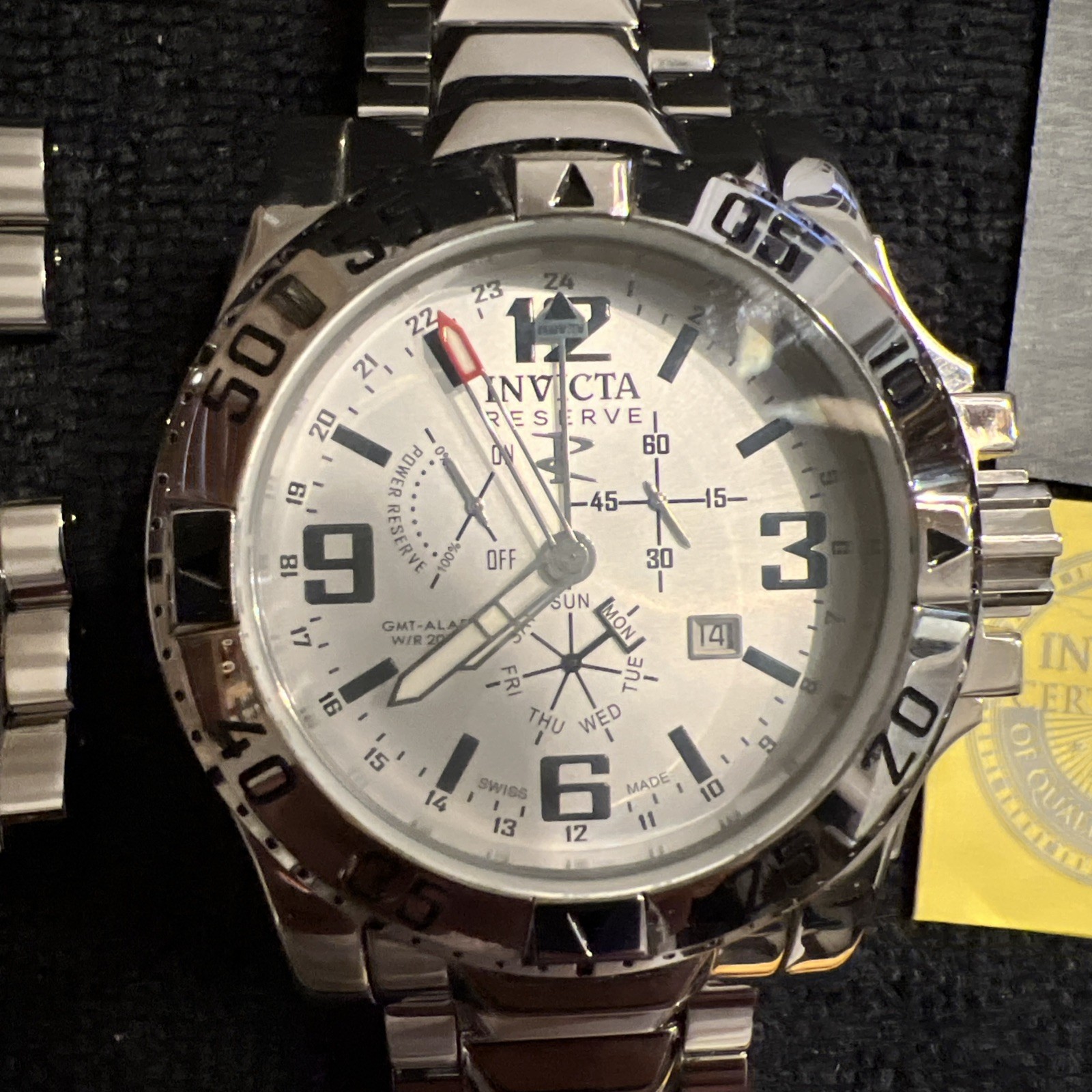 Invicta Reserve excursion Swiss GMT Model 6107 Stainless Steel need battery