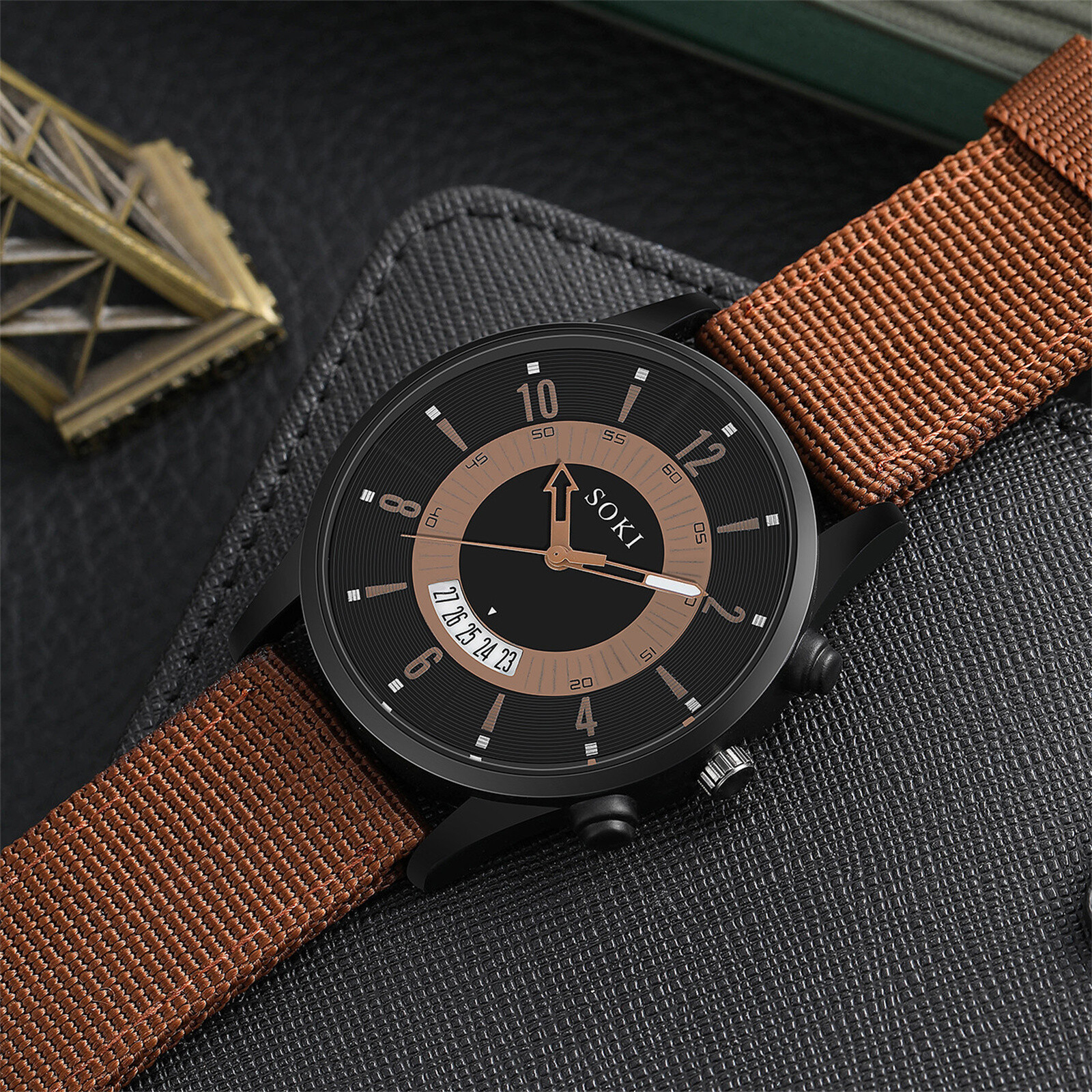 Men’s Casual Simple Arabic Numberals Dial Nylon Strap Sports Quartz Wrist Watch