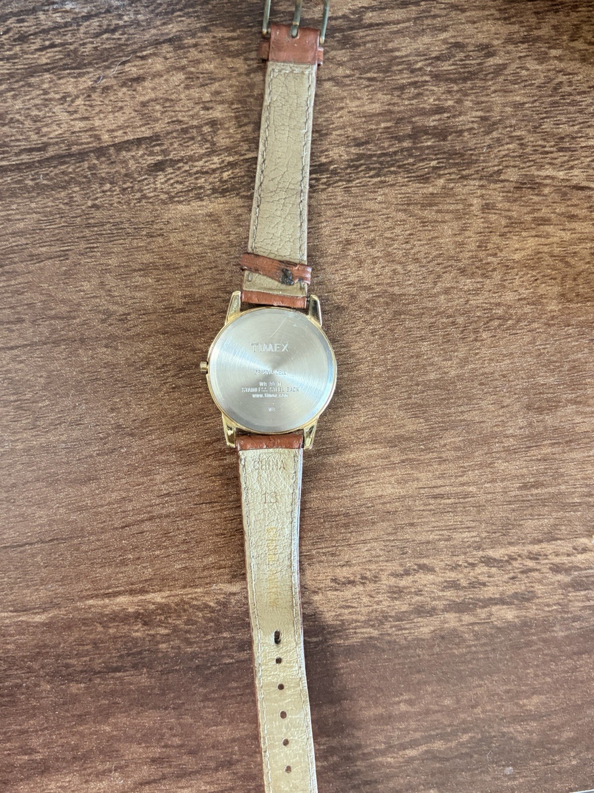 Timex Indiglo Quartz Analog Date Watch Gold Tone Brown Leather Strap WR30m