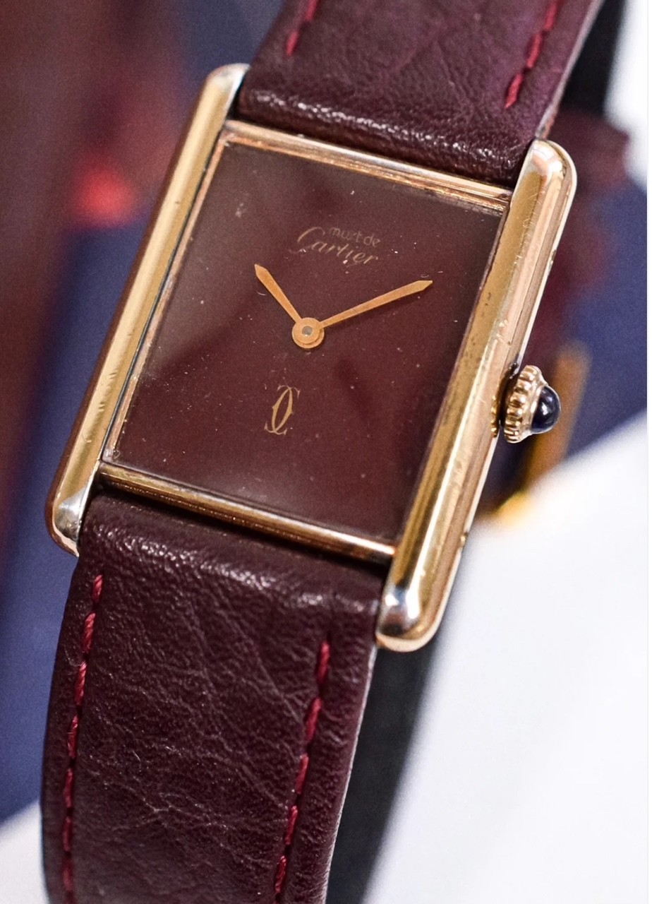 Cartier Tank Burgundy Dial – Must De Cartier – Excellent Condition
