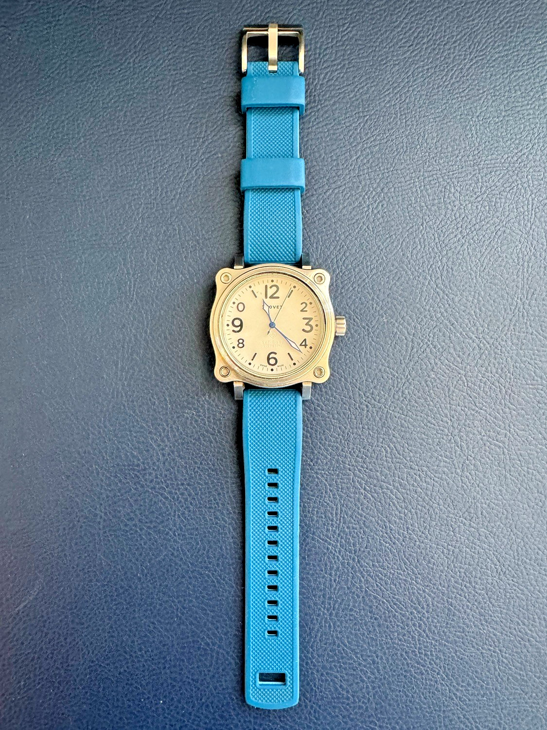 Tsovet Watch GG42 with 2 Straps ( Brown Leather + Blue Rubber Strap )