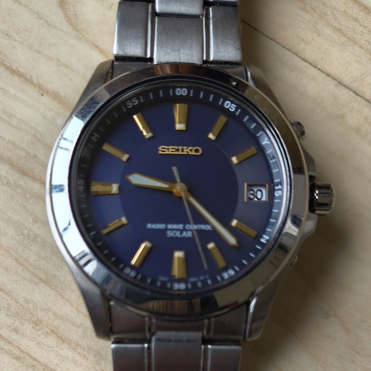 SEIKO 7B22-0AY0 Solar Radio Control Navy Dial Watch