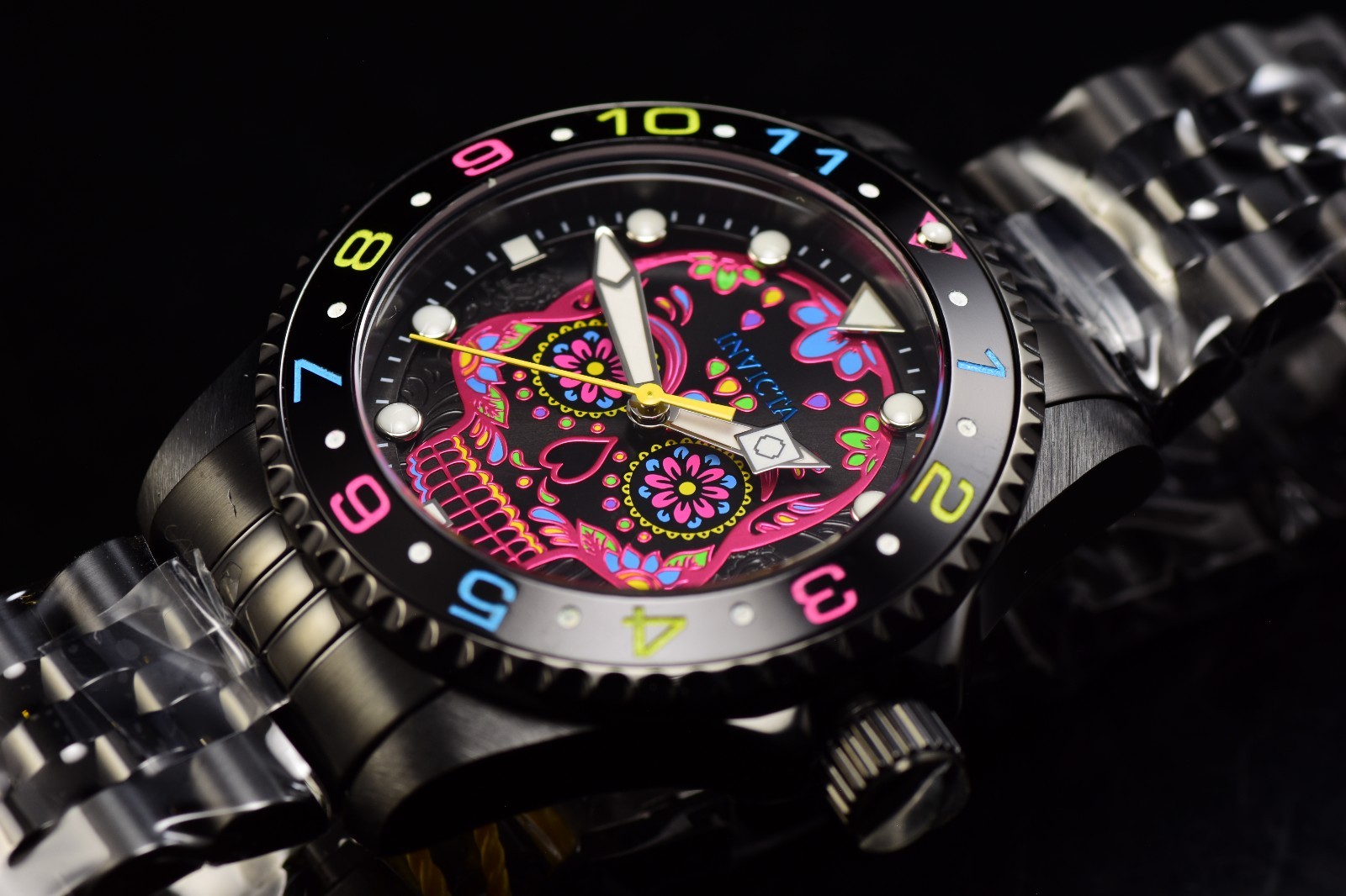 Invicta Pro Diver Dia De Los Muertos 40MM Quartz Multicolor Dial Men Black Watch