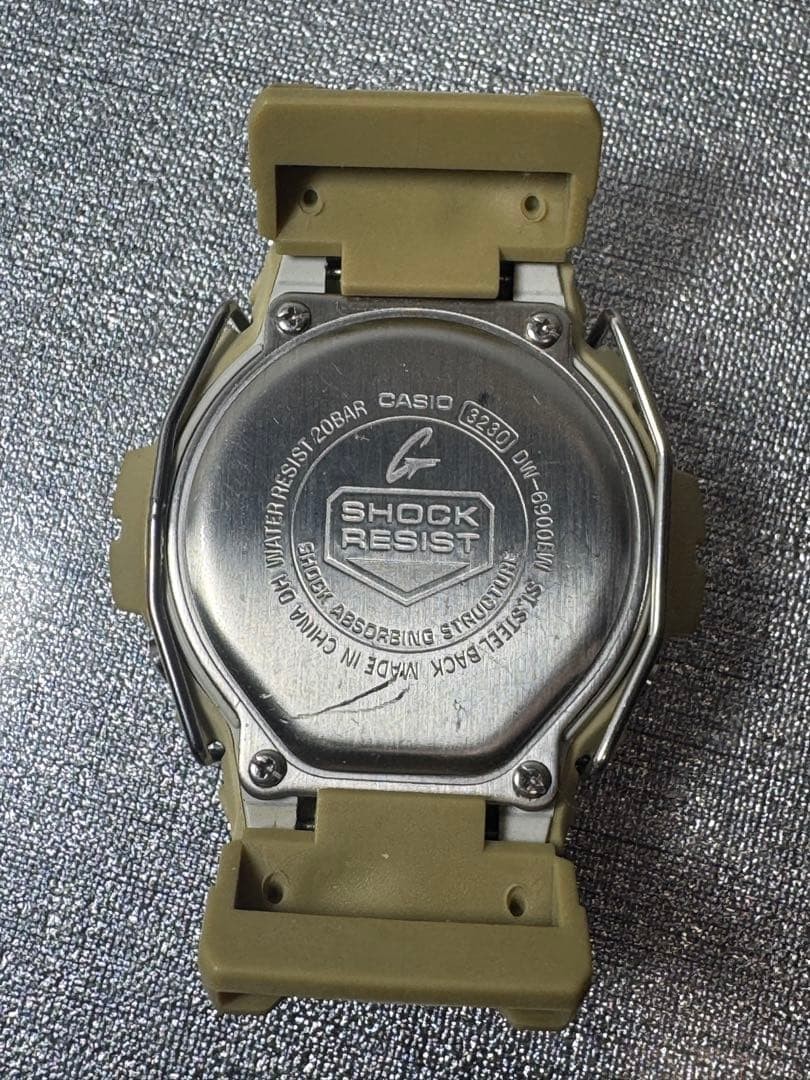 Extremely rare CASIO G-SHOCK DW-6900 beige watch (battery replaced). 【USED】