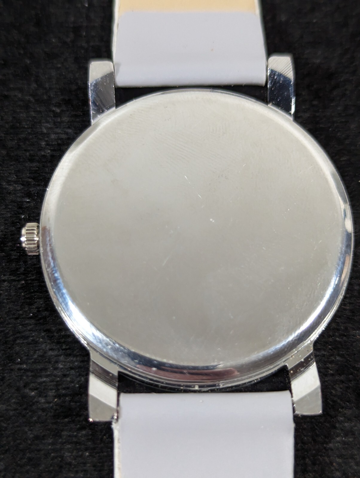 White Dial Round Silver Tone Case Gray Faux Leather Band Watch 8 Inch