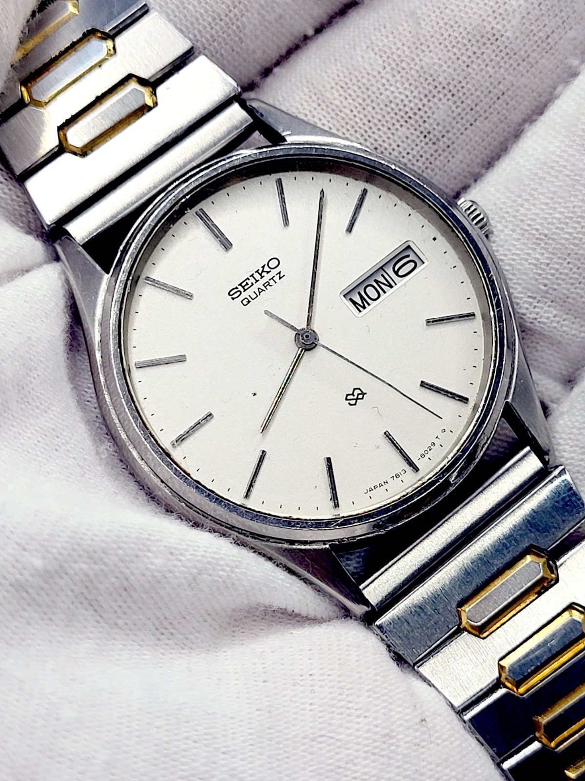 *READ 1988 [WORKS] Seiko Watch Mens 33mm Silver Dial Round Day Date
